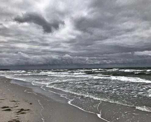 Stürmische See am Strand von Vitte (Hiddensee) - Die Farben der Ostsee